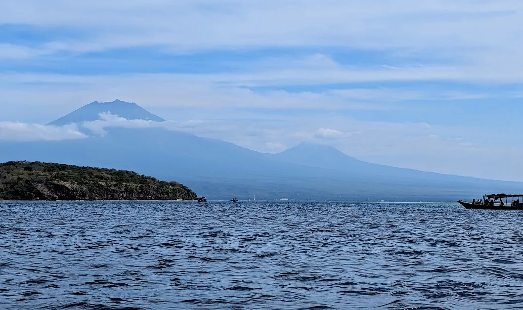 I really could just live here, on this boat.